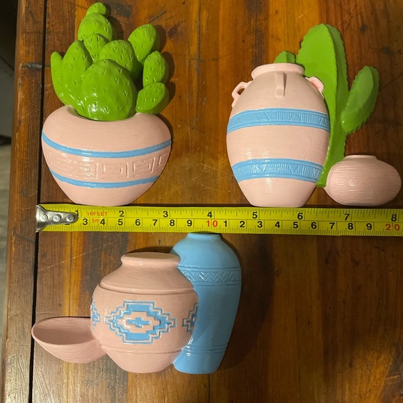 Vintage Cactus Small Plastic Wall Hanging Trio - Picture 2 of 7